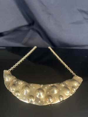Gold pendant